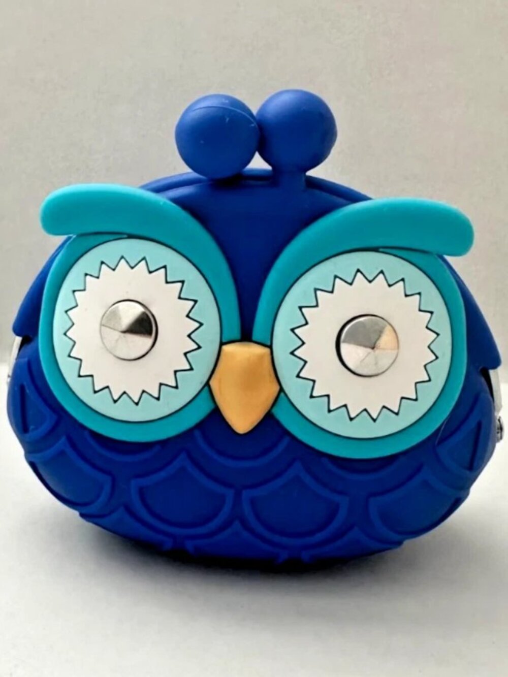 Bath & Body Works Blue and Teal Coin Purse